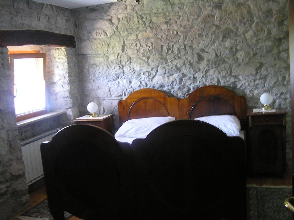 Guesthouse Domacija Sajna Sezana Bilik gambar